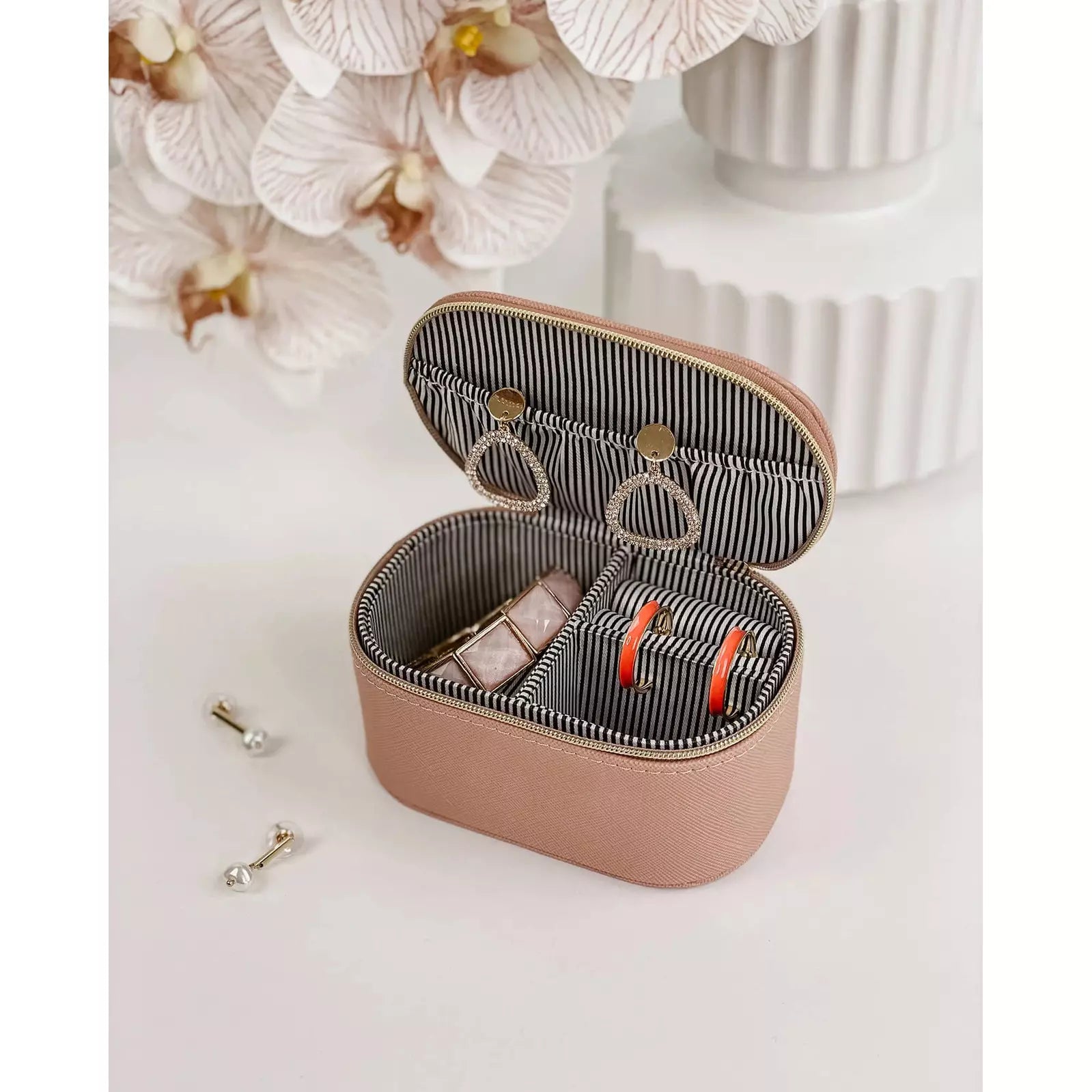 Louhenhide Olive Nude Jewellery Box